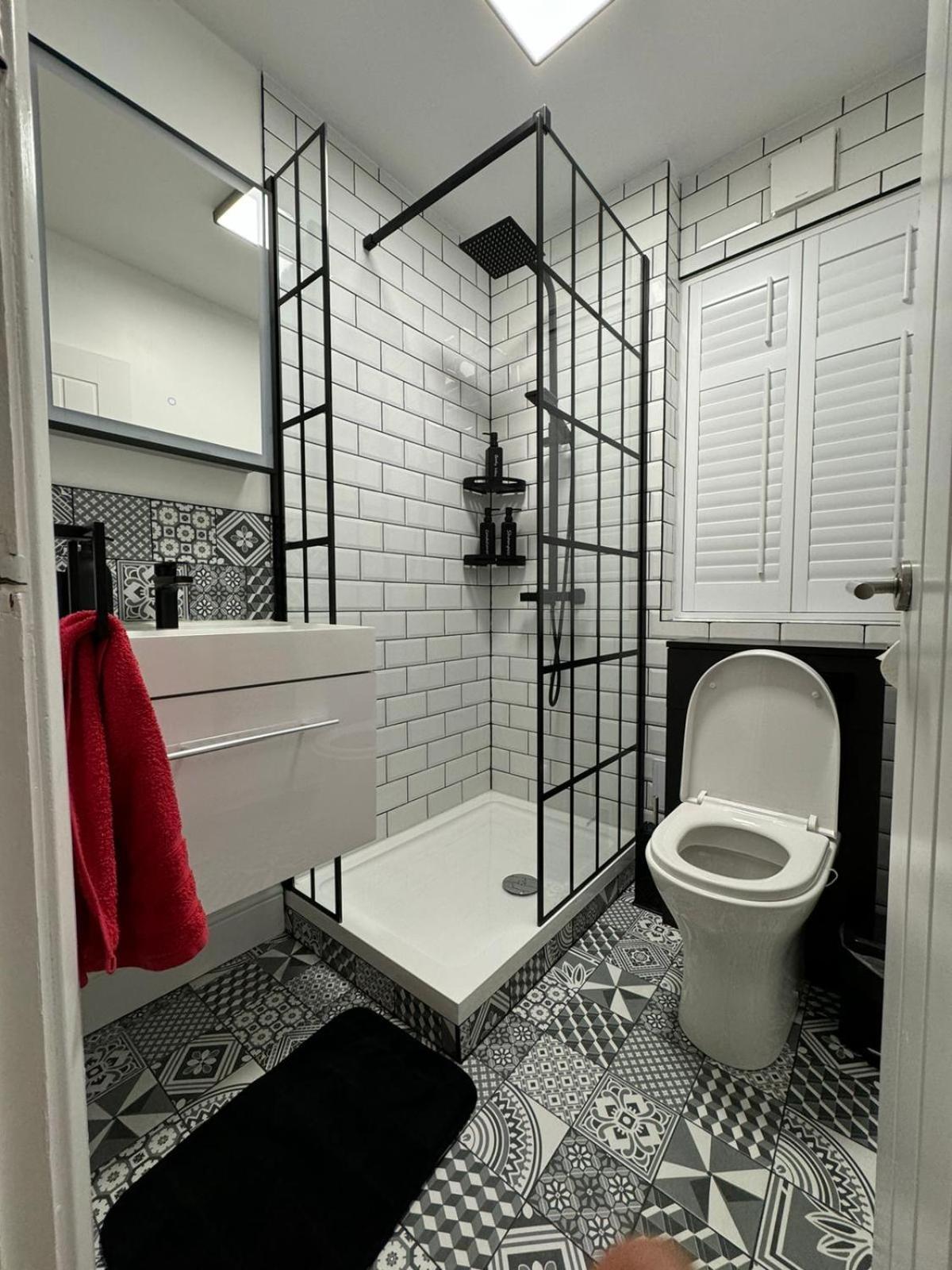 Appartamento Newly Refurbished ,chic, Attractive 3 Bedroom Flat Londra